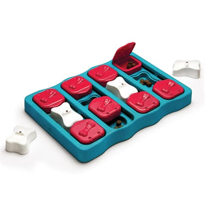 Nina Ottosson Dog Brick Turquoise / Rood hondenspeelgoed 31,5x21x4 cm