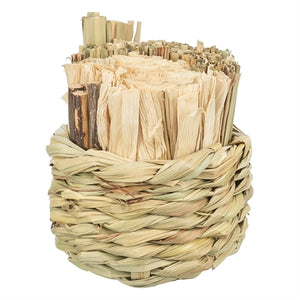 Trixie Mand Gras Met Hooi / Maisbladeren / Houten Stokjes knaagdierspeelgoed 9x9X9 cm